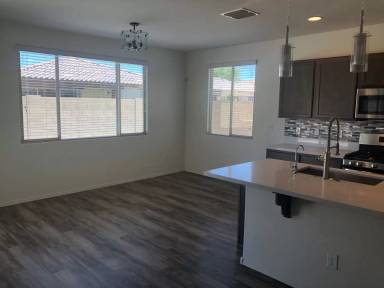Main picture of 4214 W Winston Dr