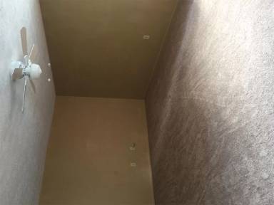 Main picture of 2719 E 8th St