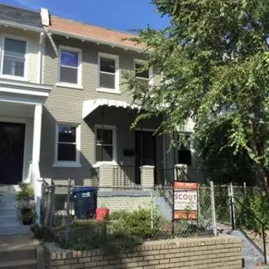 Main picture of 1144 Abbey Pl NE