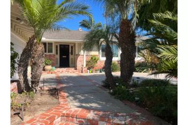Main picture of 8811 Robin Hood Ln