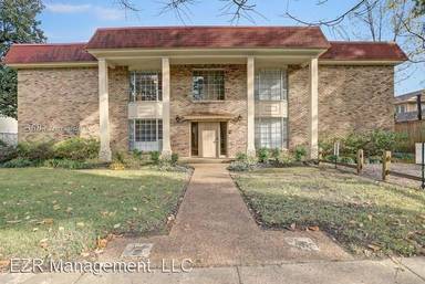 Main picture of 358 E Parkway N