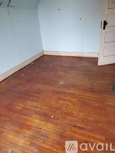 Main picture of 412 N State St