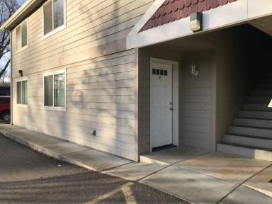 Main picture of 818 Summit Ave