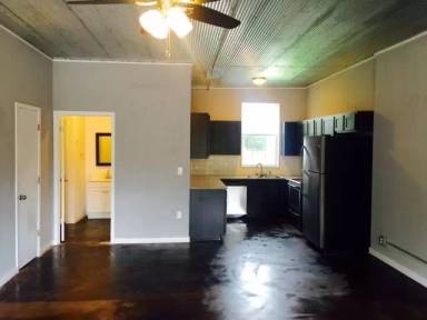 Main picture of 3315 N Shartel Ave