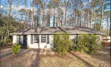 Main picture of 102 Kings Ridge Dr
