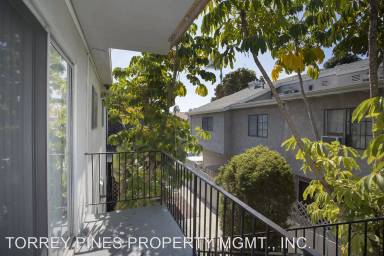 Main picture of 1228 Essex St