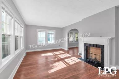 Main picture of 2030 Wyndhurst Rd