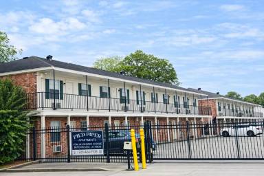 Main picture of Pied Piper Apartments