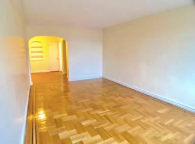 Main picture of 237 E Gun Hill Rd