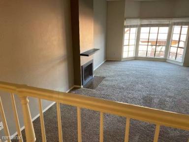 Main picture of 2630 Pirineos Way