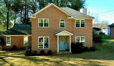 Main picture of 110 Chapelwood Dr
