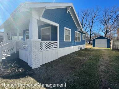 Main picture of 1205 S Kimbrough Ave