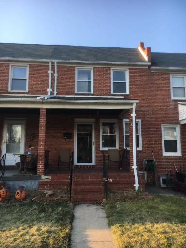 Main picture of 7126 Gough St