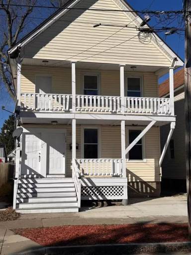 Main picture of 1548 West St