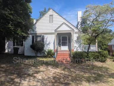 Main picture of 1449 Troupe St