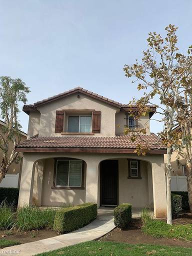Main picture of 738 W 7th St