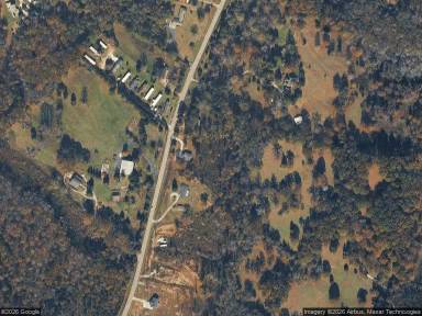 Main picture of 208 Meadow Lark Dr