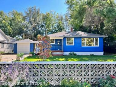 Main picture of 2751 W Ona St