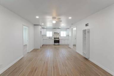 Main picture of 16730 Crenshaw Blvd