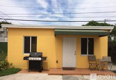 Main picture of 1707 SW 9th St