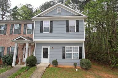 Main picture of 198 Timber Creek Ln SW
