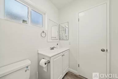 Main picture of La Rue Apartments