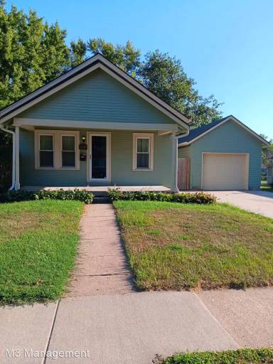 Main picture of 1239 Park St