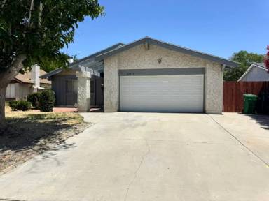 Main picture of 44732 12th St E