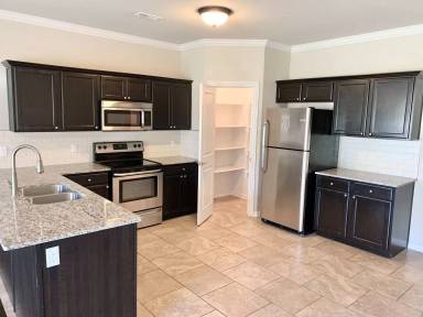 Main picture of 2719 W Shasta Rd