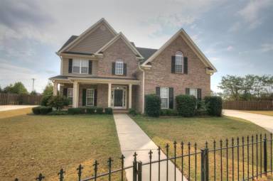 Main picture of 333 Stoneham Way