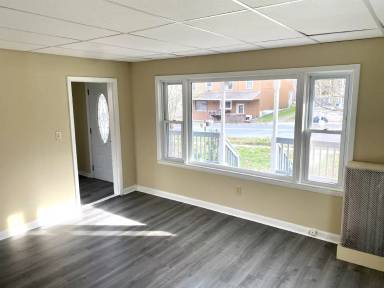 Main picture of 315 Jackson St