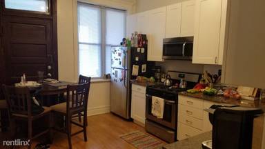 Main picture of 924 N Winchester Ave