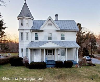 Main picture of 608 S Main St