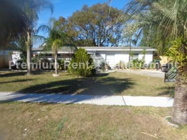 Main picture of 8362 Cristobal Cir
