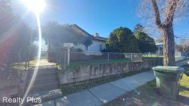 Main picture of 213 3rd St