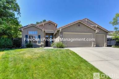 Main picture of 152 Singer Ln