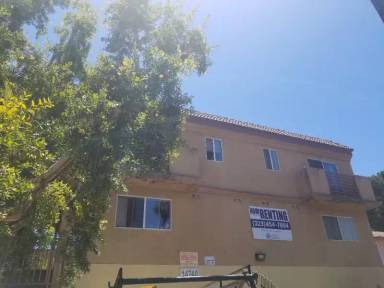 Main picture of 14740 Erwin St