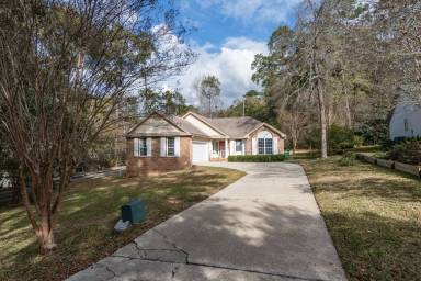 Main picture of 1764 Folkstone Rd