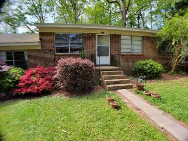 Main picture of 4029 Greenleaf St