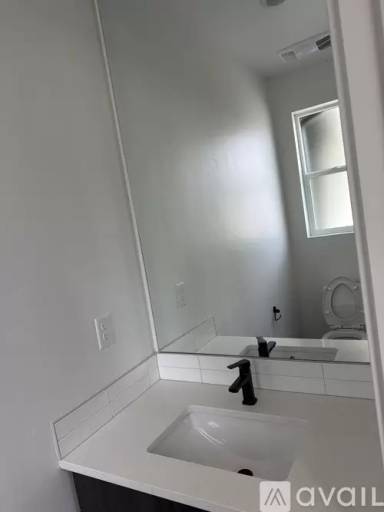 Main picture of 1618 N 31st St