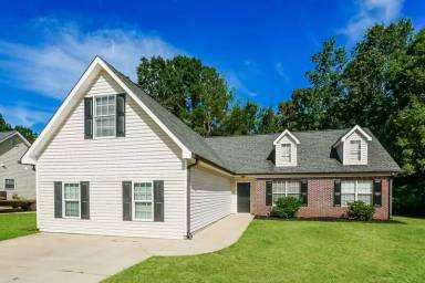 Main picture of 543 Brewer Dr