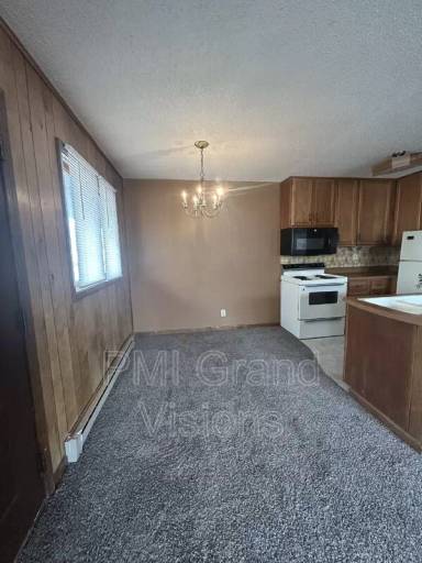 Main picture of 955 4th St