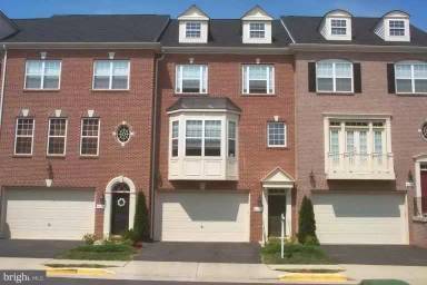 Main picture of 4631 Carisbrooke Ln