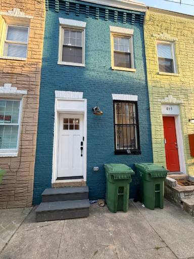 Main picture of 853 Reinhart St