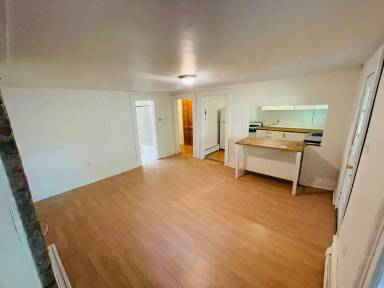 Main picture of 343 Hamilton St