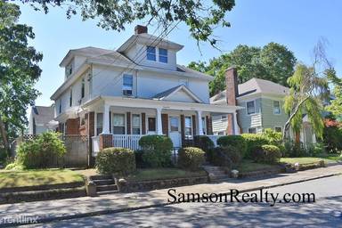 Main picture of 21 Paris St