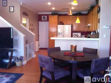 Main picture of 3410 E Glastonbury Ln