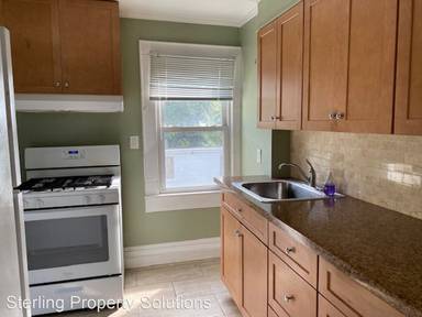 Main picture of 18 Main St