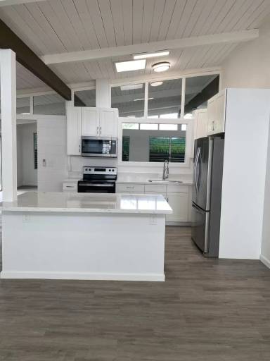 Main picture of 1549 Molehu Dr