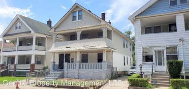Main picture of 614 E 97th St
